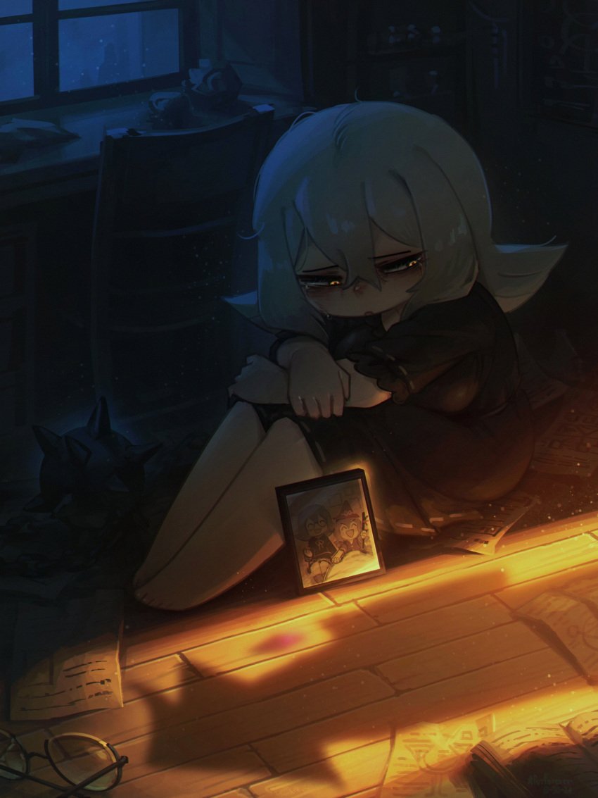 1girl, 1other, absurdres, chair, crying, crying_with_eyes_open, fantasy, fetal_position, flail, flail_witch_(porforever), glasses, half-closed_eyes, highres, nightgown, original, photo_(object), porforever, shadow, tears, unworn_eyewear, weapon, white_hair, window, yellow_eyes