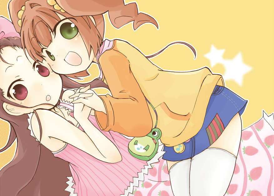 2girls, casual, dutch_angle, eru_(fuerisuto), female, green_eyes, hand_holding, idolmaster
