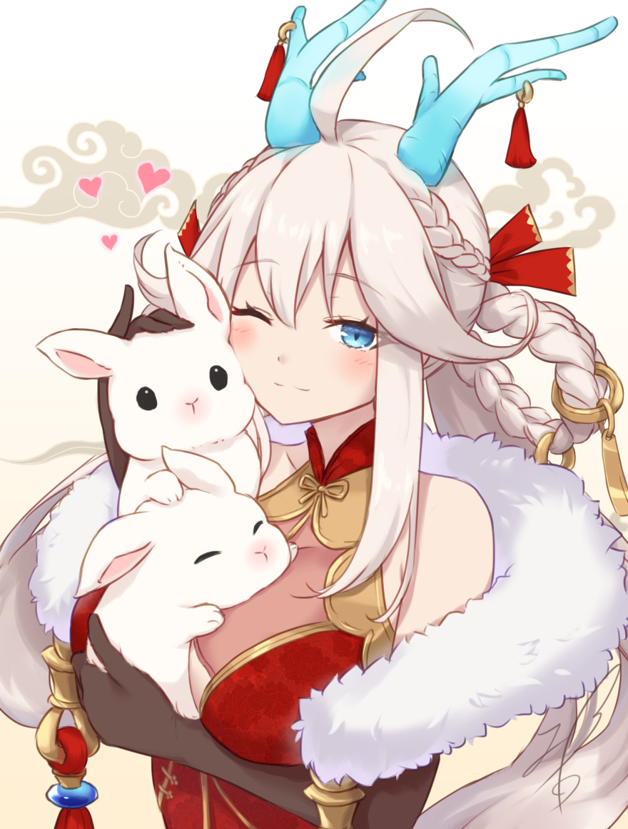 1girl, ahoge, bare_shoulders, black_gloves, blue_eyes, blush, braid, braided_hair_rings, breasts, china_dress, chinese_clothes, clothing_cutout, clouds, dragon_horns, dress, eastern_dragon_horns, elbow_gloves, eversoul, feather_boa, gloves, hair_between_eyes, hair_ribbon, hair_rings, heart, holding, honglan_(eversoul), horns, jewelry, large_breasts, long_hair, looking_at_viewer, one_eye_closed, rabbit, ribbon, sidelocks, signature, simple_background, sleeveless, smile, soanote, solo, tassel, underboob_cutout, upper_body, white_hair, yellow_background