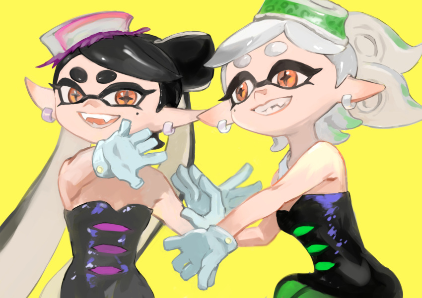 2girls, :d, bare_shoulders, black_dress, black_hair, bow-shaped_hair, callie_(splatoon), cousins