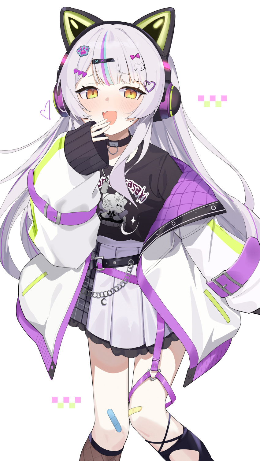 1girl, :d, absurdres, animal_ear_headphones, animal_ears, asymmetrical_legwear, bandaid, bandaid_on_leg, belt, belt_chain, black_belt, black_choker, black_shirt, black_socks, blue_hair, blush, bow, cat_ear_headphones, cat_hair_ornament, character_print, choker, commentary, dog_tags, fake_animal_ears, fang, fishnet_socks, fishnets, frilled_skirt, frills, grey_hair, hair_bow, hair_ornament, hairclip, hand_up, headphones, heart, heart_hair, highres, hololive, jacket, knees_together_feet_apart, long_hair, looking_at_viewer, miniskirt, mismatched_legwear, multicolored_hair, murasaki_shion, murasaki_shion_(8th_costume), official_alternate_costume, official_alternate_hairstyle, ohihil, open_clothes, open_jacket, paw_hair_ornament, pleated_skirt, print_shirt, purple_hair, purple_jacket, quilted_jacket, shiokko_(murasaki_shion), shirt, shirt_tucked_in, short_eyebrows, sidelocks, simple_background, single_off_shoulder, skin_fang, skirt, sleeves_past_wrists, smile, socks, solo, standing, streaked_hair, symbol-only_commentary, two-sided_fabric, two-sided_jacket, virtual_youtuber, white_background, white_jacket, white_skirt, yellow_eyes