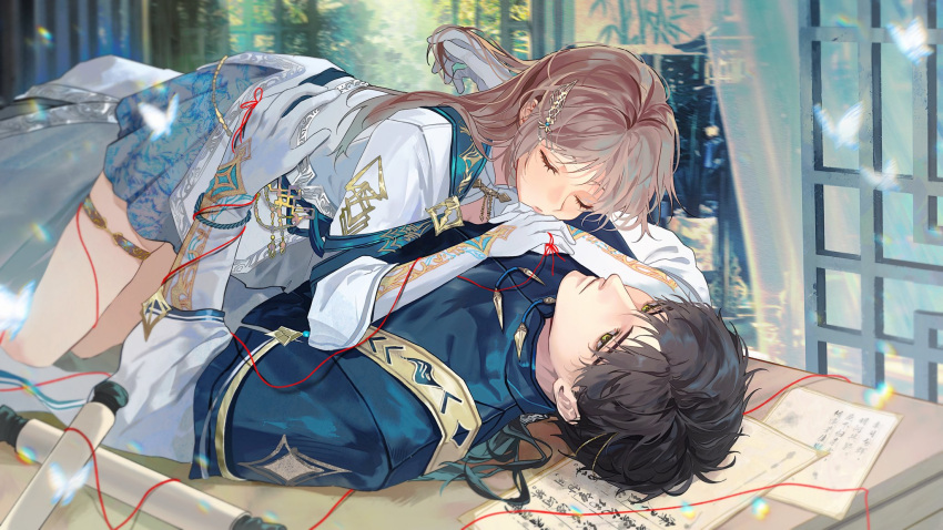 1boy, 1girl, black_hair, chinese_clothes, closed_eyes, couple, gloves, green_eyes