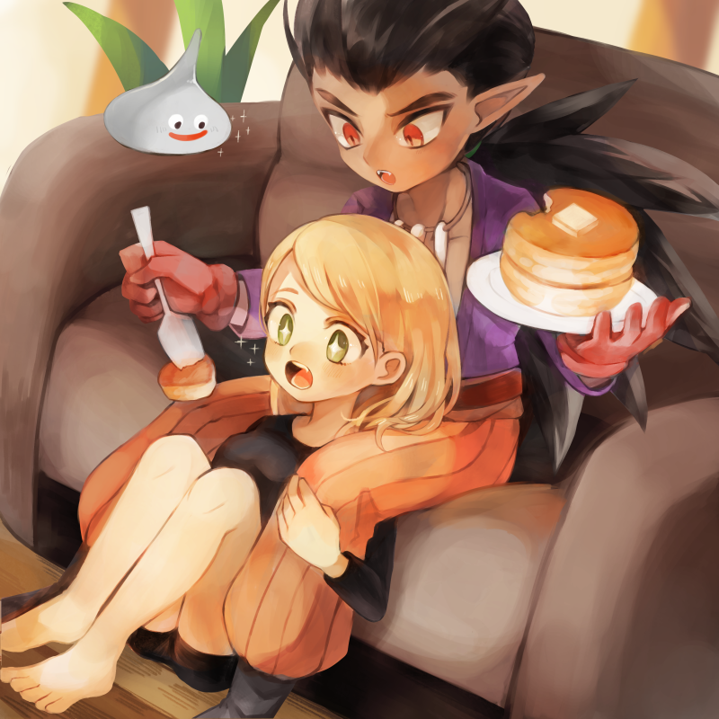 +_+, 1girl, 2boys, barefoot, black_shirt, black_shorts, blonde_hair, bone_necklace