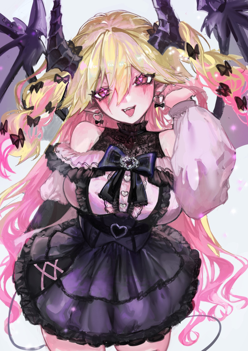 black_skirt, blonde_hair, bow, bowtie, demon_girl, demon_horns, demon_wings, dress