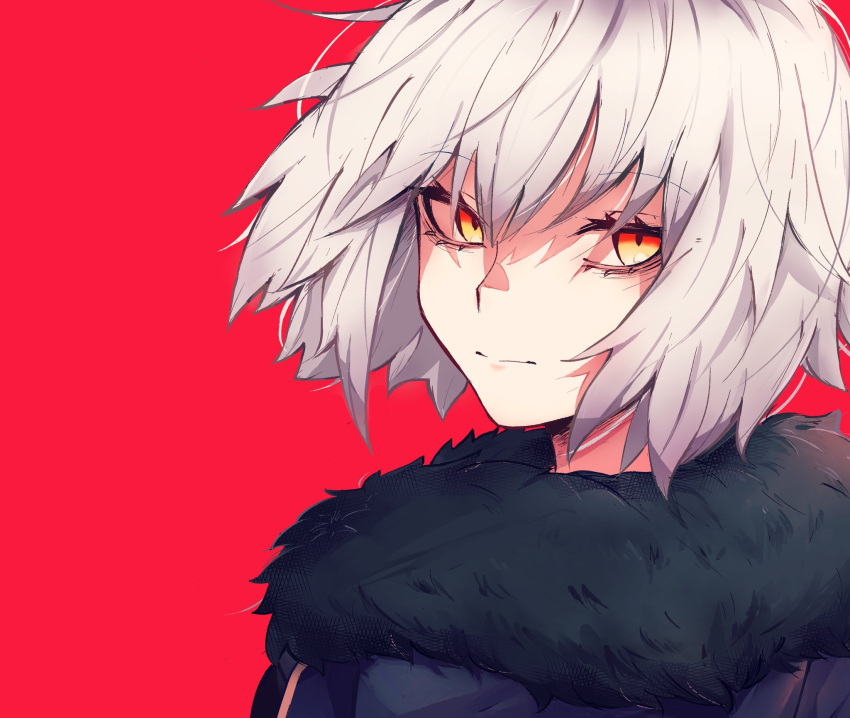 1girl, black_coat, closed_mouth, coat, commentary_request, fate/grand_order, fate_(series), floating_hair, fur-trimmed_coat, fur_trim, grey_hair, highres, jeanne_d'arc_alter_(fate), jeanne_d'arc_alter_(ver._shinjuku_1999)_(fate), looking_at_viewer, mates_pp, official_alternate_costume, red_background, short_hair, simple_background, solo, upper_body, yellow_eyes