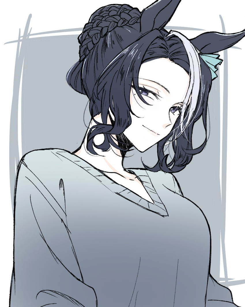 1girl, black_hair, grey_background, grey_sweater, hair_intakes, highres, looking_at_viewer, mejiro_ramonu_(umamusume)