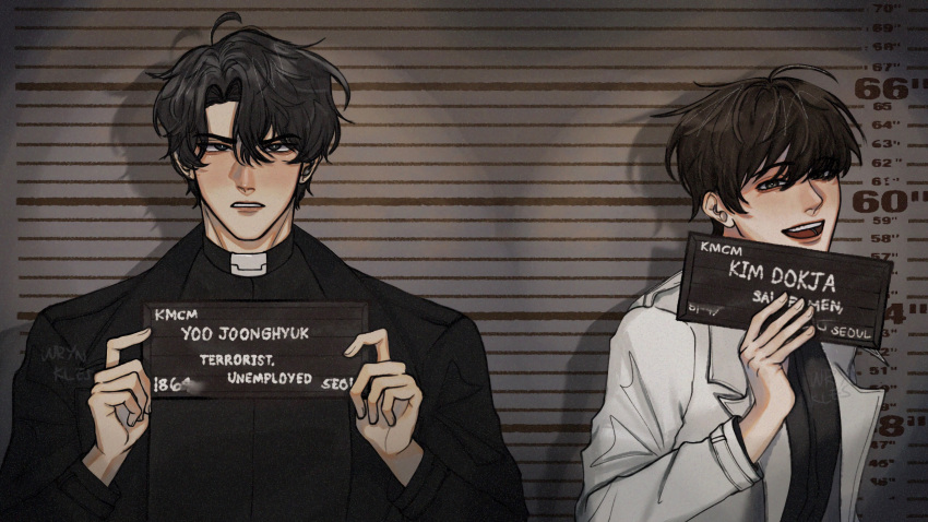 2boys, ahoge, barbie_mugshot_(meme), black_coat, black_eyes, black_hair, black_shirt, coat, hair_between_eyes, height_chart, highres, holding, holding_sign, kim_dokja, looking_at_viewer, male_focus, meme, mugshot, multiple_boys, non-web_source, omniscient_reader's_viewpoint, open_mouth, shadow, shirt, short_hair, sign, smile, spotlight, teeth, upper_body, white_coat, wrynnnnn, yoo_joonghyuk