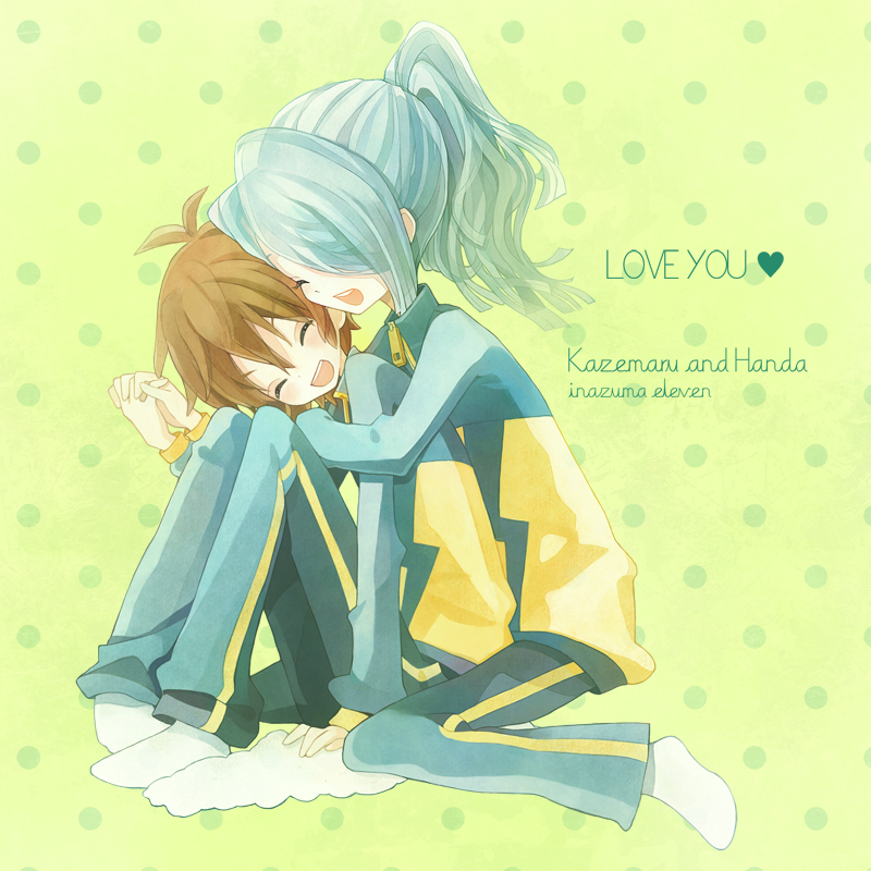 32_(mayama), blue_hair, brown_hair, footwear, hair_over_one_eye, handa_shin'ichi, handa_shinichi, holding