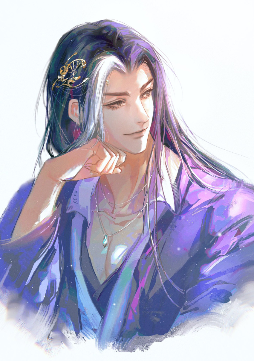 1boy, artist_name, black_hair, brown_eyes, chinese_clothes, collared_shirt, gem, hand_on_own_chest, highres, jewelry, keru233, long_hair, long_sleeves, looking_to_the_side, male_focus, multicolored_hair, necklace, pectoral_cleavage, pectorals, qian_qiu_(novel), shirt, smile, solo, two-tone_hair, upper_body, white_background, white_hair, wide_sleeves, yan_wushi