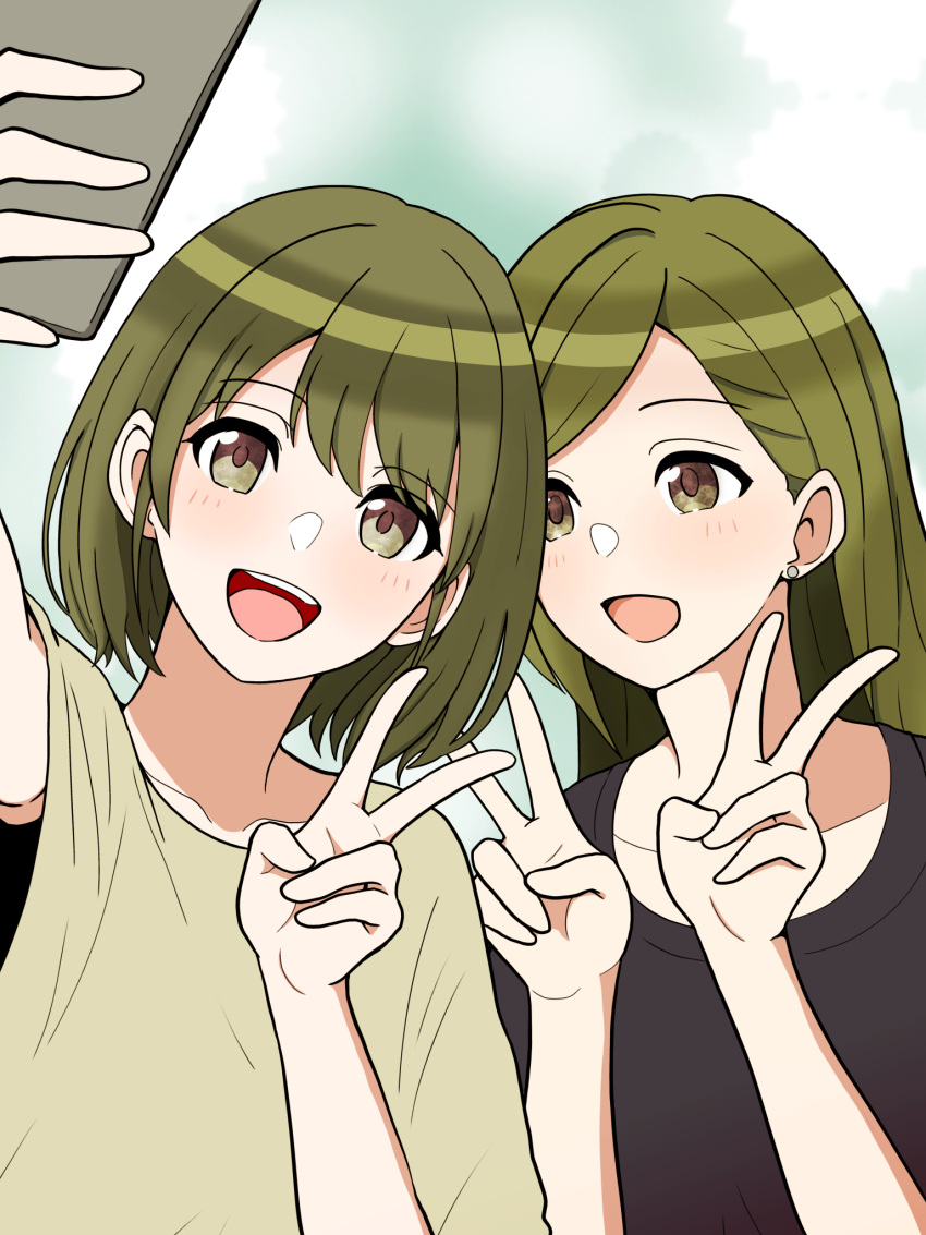 2girls, armpit_peek, black_shirt, blush, cellphone, collarbone, double_v, green_eyes, green_hair, highres, holding, holding_phone, hondy_(user_gcxa2842), idolmaster, idolmaster_shiny_colors, long_hair, looking_at_phone, multiple_girls, nanakusa_hazuki, nanakusa_nichika, phone, selfie, shirt, short_hair, short_sleeves, siblings, sisters, smile, straight_hair, t-shirt, up_sleeve, upper_body, v, yellow_shirt