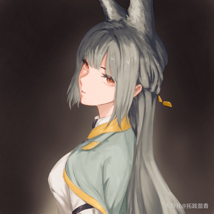 1girl, animal_ear_fluff, animal_ears, black_background, black_hair, blunt_bangs, closed_mouth, fox_ears