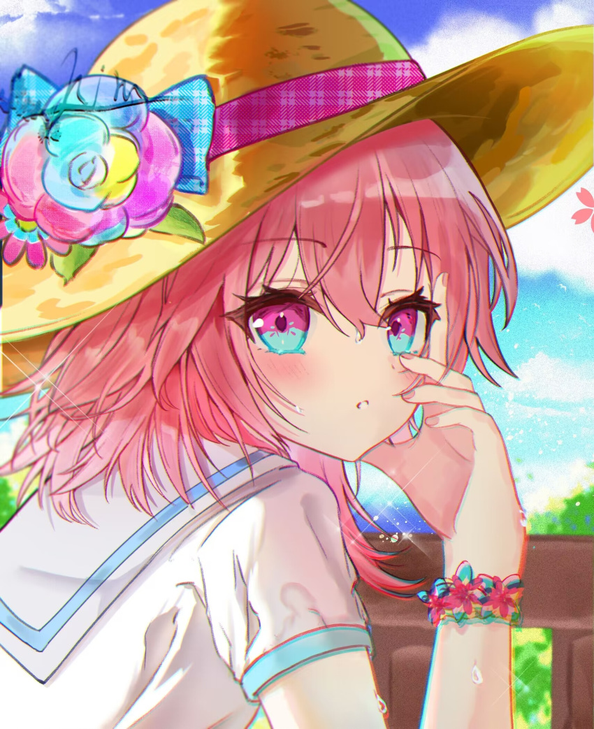 1girl, alternate_costume, blue_eyes, blue_sky, chinese_commentary, commentary_request, hat, highres, honkai:_star_rail, honkai_(series), huaijiu, march_7th_(honkai:_star_rail), medium_hair, pink_eyes, pink_hair, pink_pupils, sailor_collar, shirt, short_sleeves, sky, solo, straw_hat, summer, two-tone_eyes, upper_body, white_sailor_collar, white_shirt, wristband