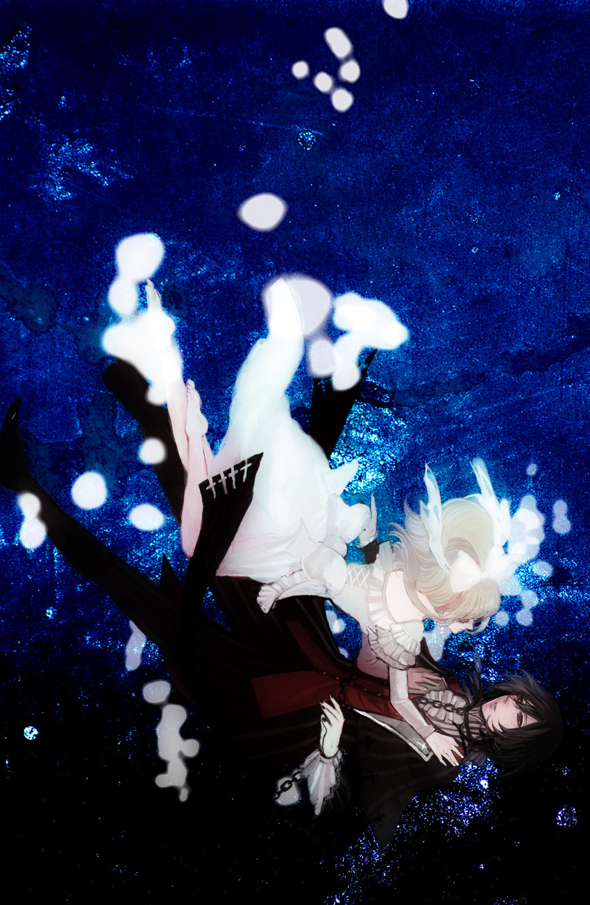 1girl, barefoot, black_hair, blonde_hair, blue, bubble, chain, chains, couple, elisabeth_von_wettin, falling, highres, kinu, marchen, marchen_von_friedhof, noble, sound_horizon, underwater