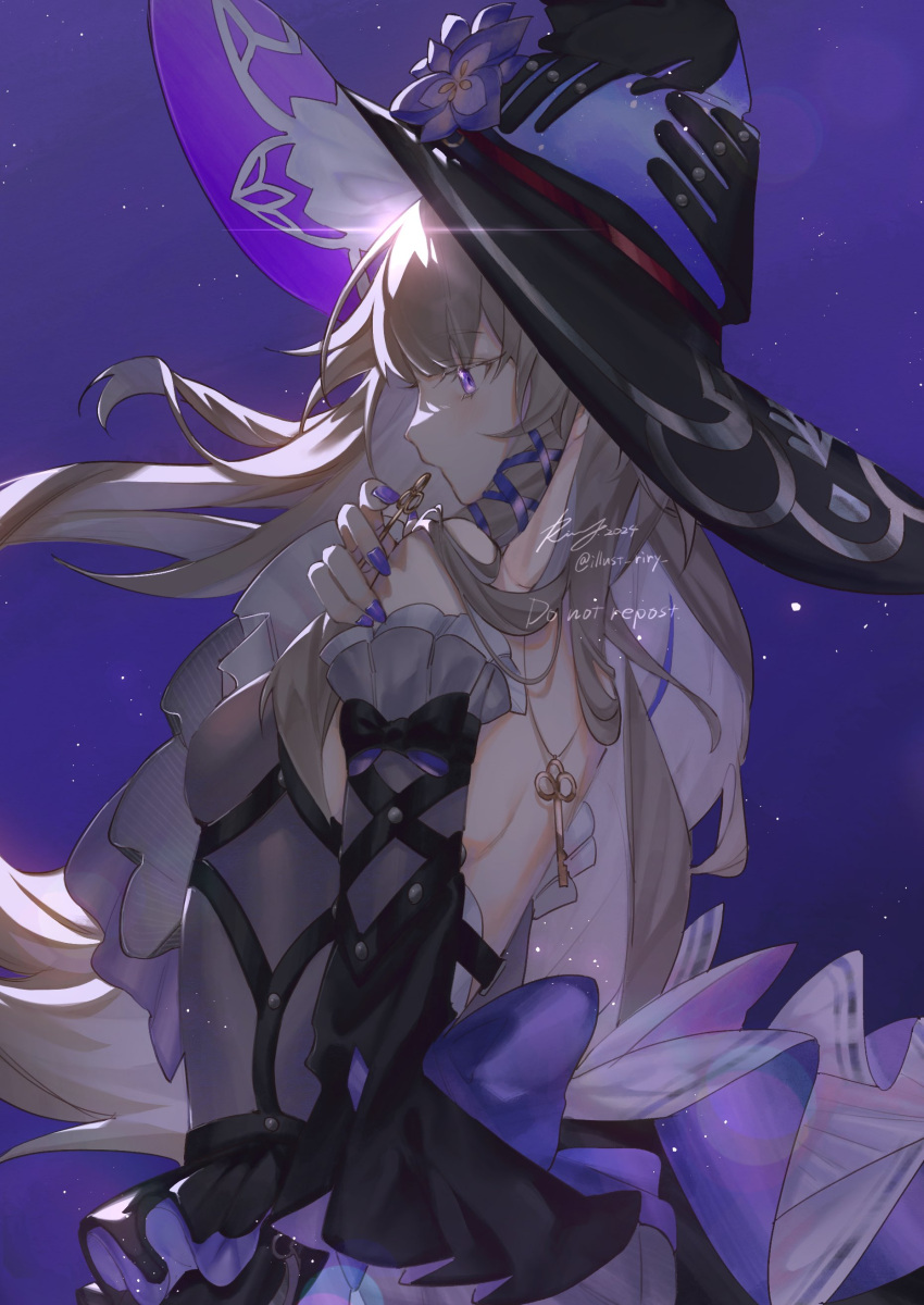 1girl, absurdres, backless_outfit, bare_shoulders, black_dress, black_hat, black_sleeves, breasts, brown_hair, closed_mouth, detached_sleeves, dress, from_side, hat, herta_(honkai:_star_rail), herta_(unknowable_domain)_(honkai:_star_rail), highres, honkai:_star_rail, honkai_(series), illust_riry, small_breasts, solo, upper_body, violet_eyes, witch_hat