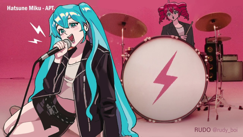 2girls, :d, ahoge, amplifier, apt._(rose_&amp;_bruno_mars), aqua_eyes, aqua_hair, arm_support
