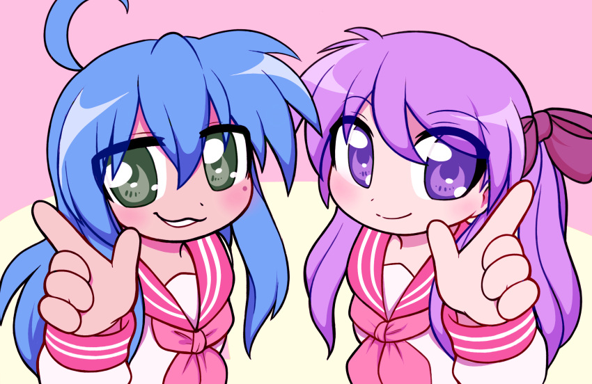 2girls, ahoge, blue_hair, green_eyes, hair_ribbon, highres, hiiragi_kagami, izumi_konata