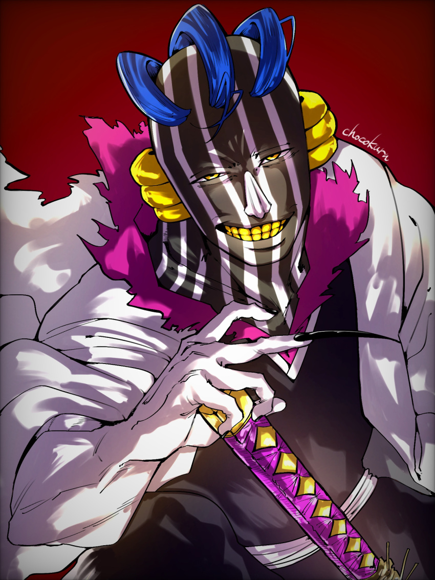 1boy, :d, artist_name, black_kimono, black_nails, bleach, bleach:_sennen_kessen-hen, blue_hair, chocokuru_(pikupikupikuminn), colored_skin, commentary_request, cowboy_shot, evil_grin, evil_smile, fingernails, grin, hand_up, haori, highres, holding, holding_sword, holding_weapon, japanese_clothes, katana, kimono, kurotsuchi_mayuri, long_fingernails, looking_at_viewer, makeup, male_focus, nail_polish, nose, red_background, short_hair, simple_background, smile, solo, sword, taichou_haori, tsurime, weapon, white_skin, yellow_eyes, yellow_teeth