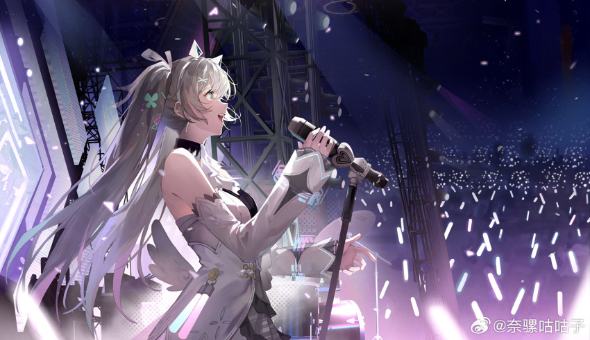 1girl, bare_shoulders, clover_hair_ornament, concert, detached_sleeves, dress, from_side, glowstick