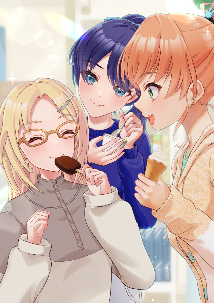3girls, ^_^, absurdres, aqua_eyes, aqua_shirt, blonde_hair, blue_eyes, blue_hair, blue_ribbon, blue_shirt, blurry, blurry_background, bookshelf, brown-framed_eyewear, brown_jacket, brown_shirt, closed_eyes, closed_mouth, commentary_request, crossed_bangs, dark_blue_hair, eating, food, glasses, gradient_hair, hair_ornament, hair_ribbon, hairclip, highres, hinoshita_kaho, hinoshita_kaho_(summer_loungewear), holding, holding_food, holding_ice_cream, holding_ice_cream_cone, holding_spoon, ice_cream, ice_cream_cone, ice_cream_spoon, indoors, jacket, kobassy, light_blue_hair, light_particles, link!_like!_love_live!, long_hair, long_sleeves, looking_at_another, loungewear, love_live!, medium_hair, mole, mole_on_neck, multicolored_hair, multiple_girls, murano_sayaka, murano_sayaka_(summer_loungewear), official_alternate_costume, official_alternate_hairstyle, open_clothes, open_jacket, open_mouth, orange_hair, osawa_rurino, osawa_rurino_(summer_loungewear), parted_bangs, ponytail, rabbit_hair_ornament, ribbon, shirt, smile, sparkle, split_mouth, spoon, teeth, upper_body, upper_teeth_only, virtual_youtuber, zipper_top