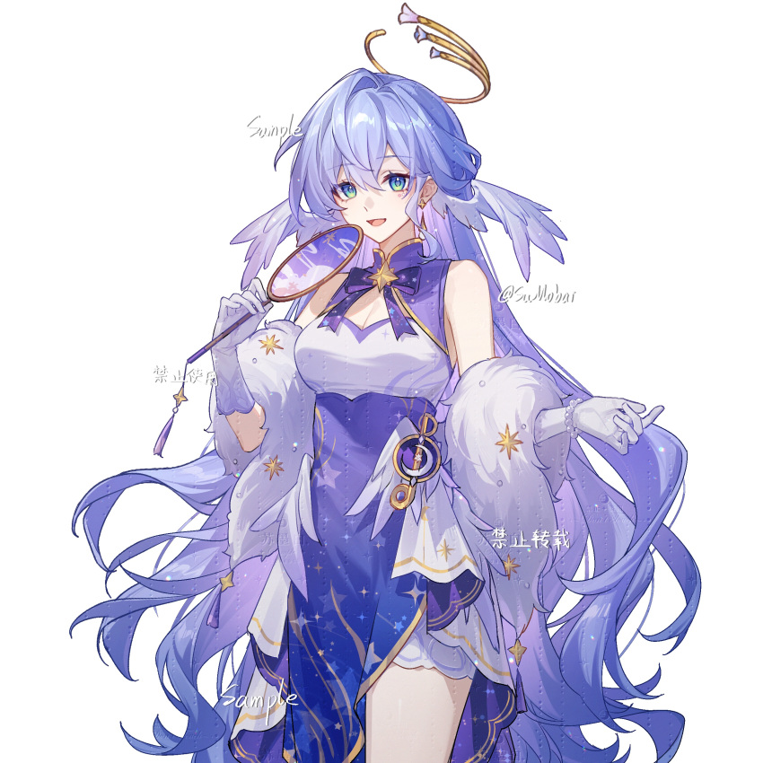 1girl, absurdres, alternate_costume, bad_source, blue_dress, blue_eyes, blue_hair, breasts, china_dress, chinese_clothes, chinese_text, cleavage_cutout, clothing_cutout, dress, earrings, english_text, gloves, halo, hand_fan, head_wings, highres, holding, holding_fan, honkai:_star_rail, honkai_(series), jewel_under_eye, jewelry, laobaijintian_buhuahua, long_hair, looking_at_viewer, medium_breasts, open_mouth, robin_(honkai:_star_rail), simple_background, smile, solo, tuanshan, very_long_hair, white_background, white_gloves, wings