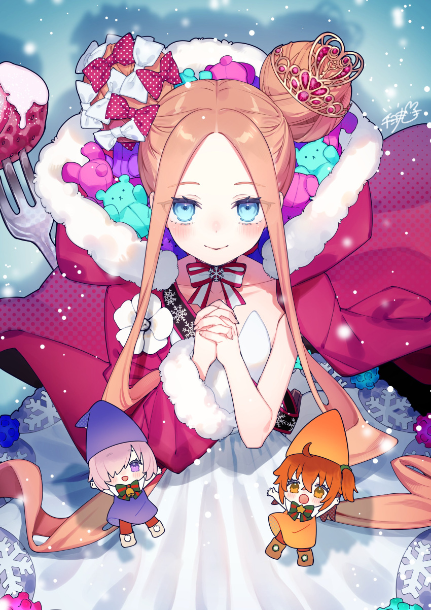 3girls, abigail_williams_(fate), abigail_williams_(santa)_(fate), absurdres, artist_name, black_sash, blonde_hair, blue_eyes, bow, chiyomaru_(yumichiyo0606), cloak, closed_mouth, conical_hat, double_bun, dress, eyes_visible_through_hair, fate/grand_order, fate_(series), food, fork, fruit, fujimaru_ritsuka_(female), fujimaru_ritsuka_(female)_(tonttu), fur-trimmed_cloak, fur-trimmed_hood, fur-trimmed_sleeves, fur_trim, giant_fork, gold_tiara, hair_bow, hair_bun, hat, highres, hood, hood_down, hooded_coat, long_hair, long_sidelocks, long_sleeves, looking_at_viewer, mash_kyrielight, mash_kyrielight_(tonttu), multiple_girls, multiple_hair_bows, orange_hat, own_hands_clasped, own_hands_together, parted_bangs, polka_dot, polka_dot_bow, purple_hat, red_bow, red_cloak, sash, shoulder_sash, sidelocks, signature, smile, snowflakes, snowing, strawberry, stuffed_animal, stuffed_toy, teddy_bear, tiara, very_long_sidelocks, white_bow, white_dress