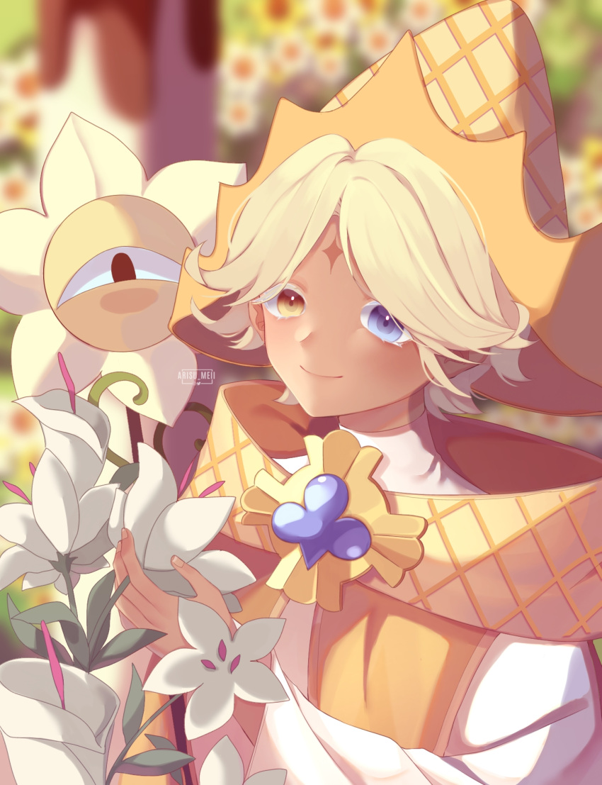 1boy, arisu_meii, blonde_hair, brooch, cookie_run, cookie_run:_kingdom, facial_mark, flower, forehead_mark, hair_flower, hair_ornament, highres, holding, humanization, jewelry, long_hair, male_focus, parted_bangs, pure_vanilla_cookie, robe, short_hair, smile, solo, white_hair, white_robe, wide_sleeves