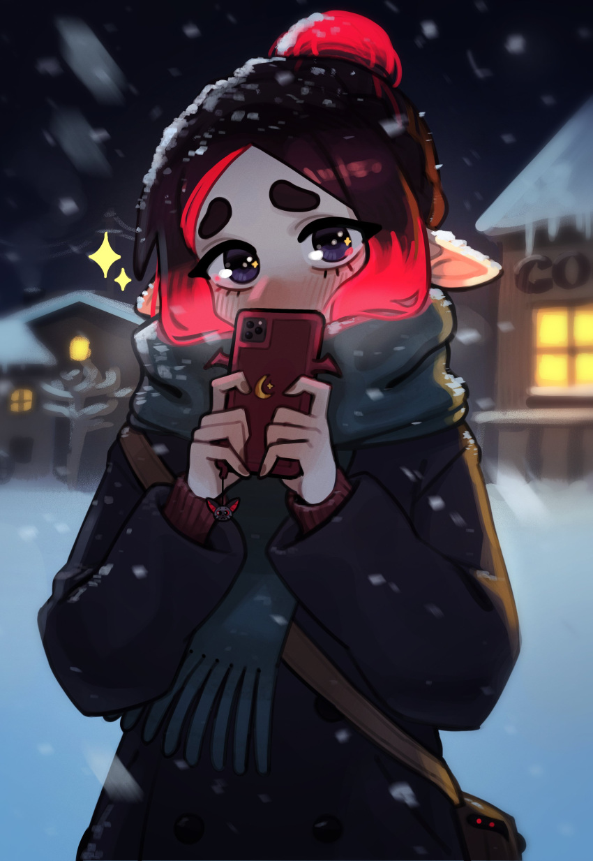 1girl, absurdres, bag, black_hair, blush, cellphone, coat, commentary, eleanor_(justadrian), english_commentary, enpera, highres, holding, holding_phone, justadrian_(yoadriandk), long_sleeves, looking_at_viewer, multicolored_hair, night, original, outdoors, pale_skin, phone, pointy_ears, redhead, scarf, shoulder_bag, smartphone, snowing, solo, sparkle, sparkling_eyes, thick_eyebrows, winter, winter_clothes