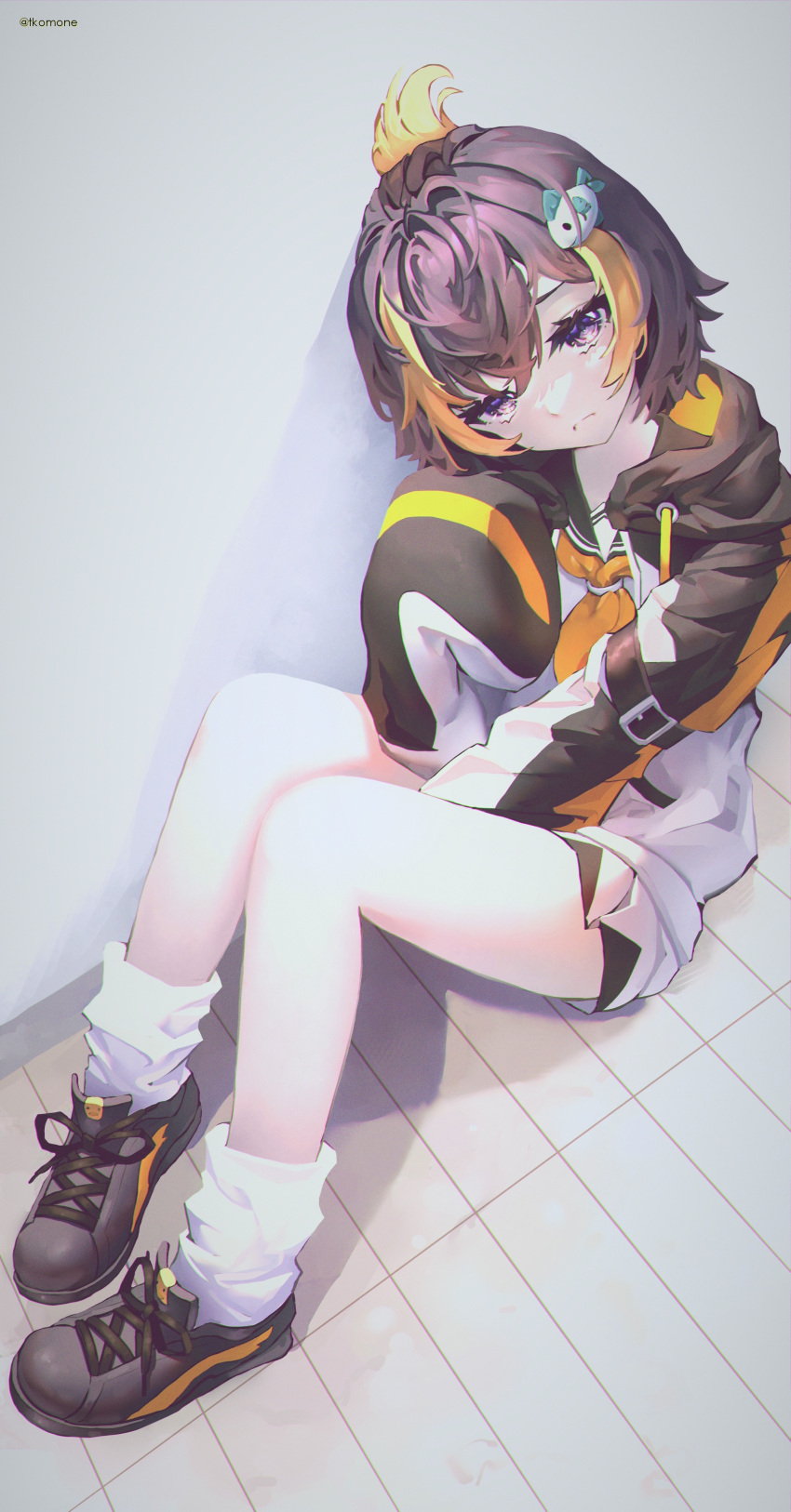 1girl, absurdres, arm_between_legs, black_hair, blonde_hair, fish_hair_ornament, folded_ponytail, frown