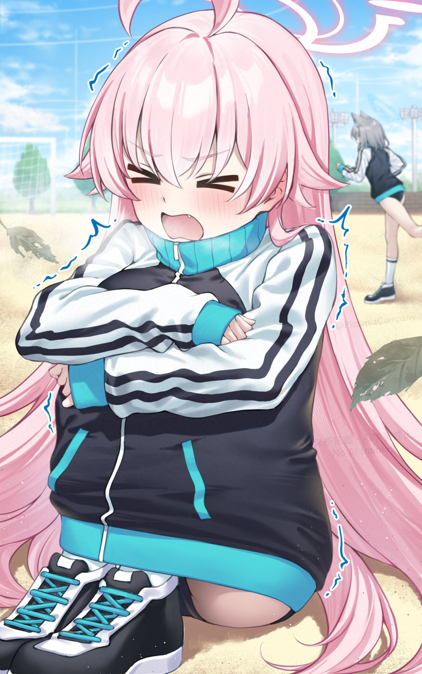 >_<, 2girls, absurdres, animal_ears, black_buruma, black_jacket, blue_archive, breath, buruma, day, fang, grey_hair, hair_flaps, halo, highres, hoshino_(blue_archive), hugging_own_legs, jacket, kneehighs, knees_up, long_hair, long_sleeves, medium_hair, multiple_girls, open_mouth, outdoors, pink_hair, pink_halo, pizza_(pizzania_company), sand, shiroko_(blue_archive), shoes, sitting, sleeves_past_wrists, sneakers, socks, track_jacket, tree, trembling, very_long_hair, white_socks, wolf_ears