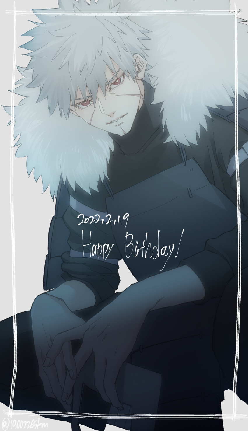 1boy, absurdres, armor, bright_pupils, dated, fur_collar, grey_background, grey_hair