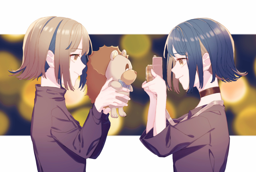 1boy, 2girls, animal, black_choker, black_shirt, blonde_hair, blue_bow, blue_bowtie, blue_hair, bow, bowtie, byoushin_wo_kamu_(zutomayo), camera, camera_around_neck, choker, colored_inner_hair, fingernails, from_side, hedgehog, highres, holding, holding_animal, holding_camera, long_sleeves, looking_at_another, maso_(pixiv_23314928), multicolored_hair, multiple_girls, nira-chan, nira-chan_(byoushin_wo_kamu)_(zutomayo), nira-chan_(nouriueno_cracker)_(zutomayo), nouriueno_cracker_(zutomayo), shirt, upper_body, yellow_eyes, zutto_mayonaka_de_ii_no_ni