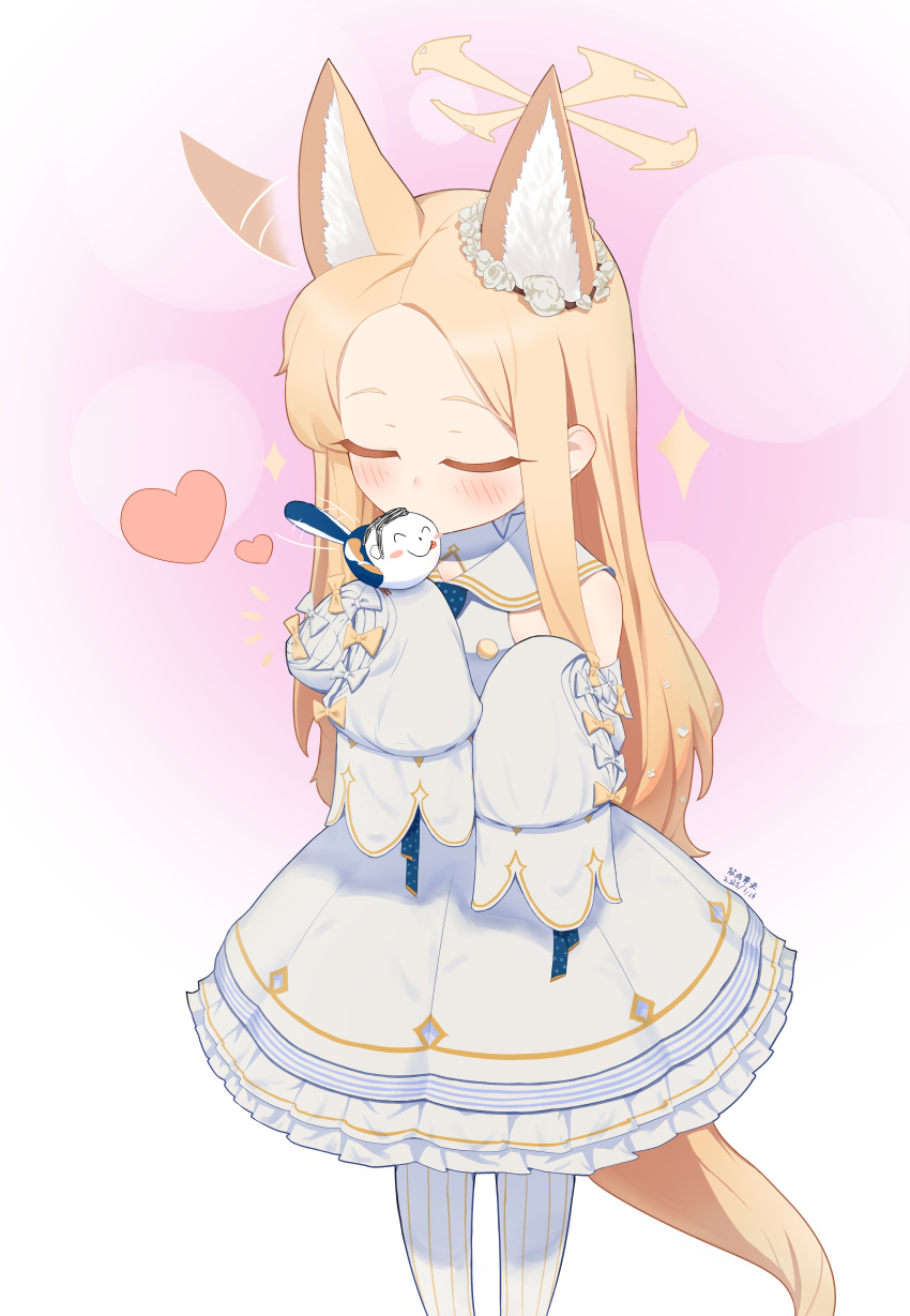 1girl, :q, absurdres, animal_ear_fluff, animal_ears, bird, bird_on_hand, blonde_hair