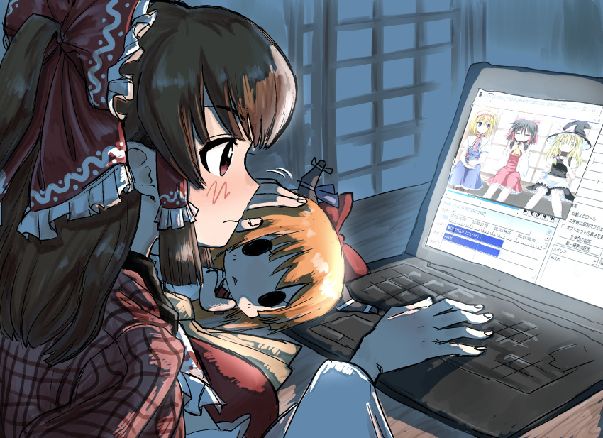 2girls, ascot, blush, bow, brown_eyes, brown_hair, brown_horns, closed_mouth