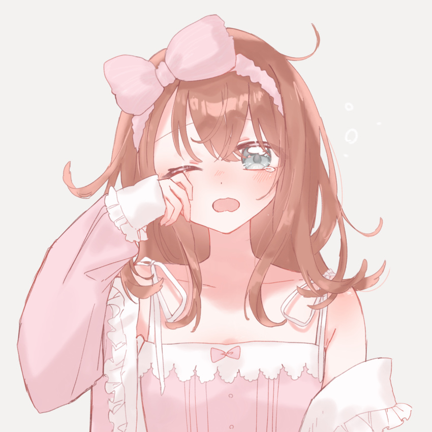 1girl, arm_at_side, armpit_crease, babydoll, blush, bow, bow_babydoll, bow_hairband