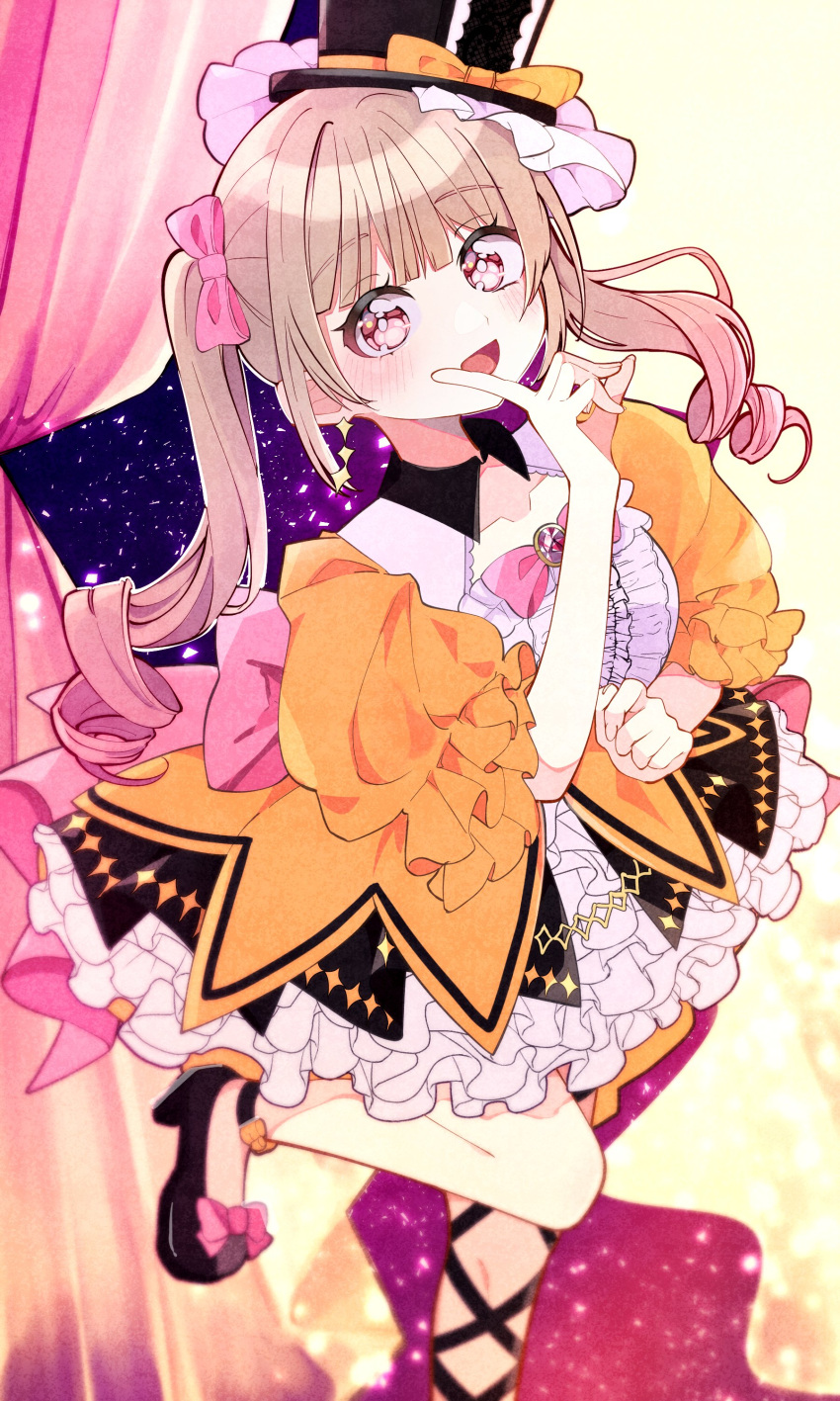 1girl, :d, absurdres, back_bow, black_footwear, black_hat, blunt_bangs, blurry, blurry_background, blush, bow, breasts, brown_hair, collarbone, commentary, dress, foot_out_of_frame, frilled_dress, frills, gradient_background, hair_bow, hat, high_heels, highres, kam_tuki, leg_up, looking_at_viewer, medium_breasts, multicolored_hair, orange_dress, original, pink_bow, pink_eyes, pink_hair, puffy_short_sleeves, puffy_sleeves, shoes, short_sleeves, sidelocks, smile, solo, top_hat, twintails, two-tone_hair, white_dress
