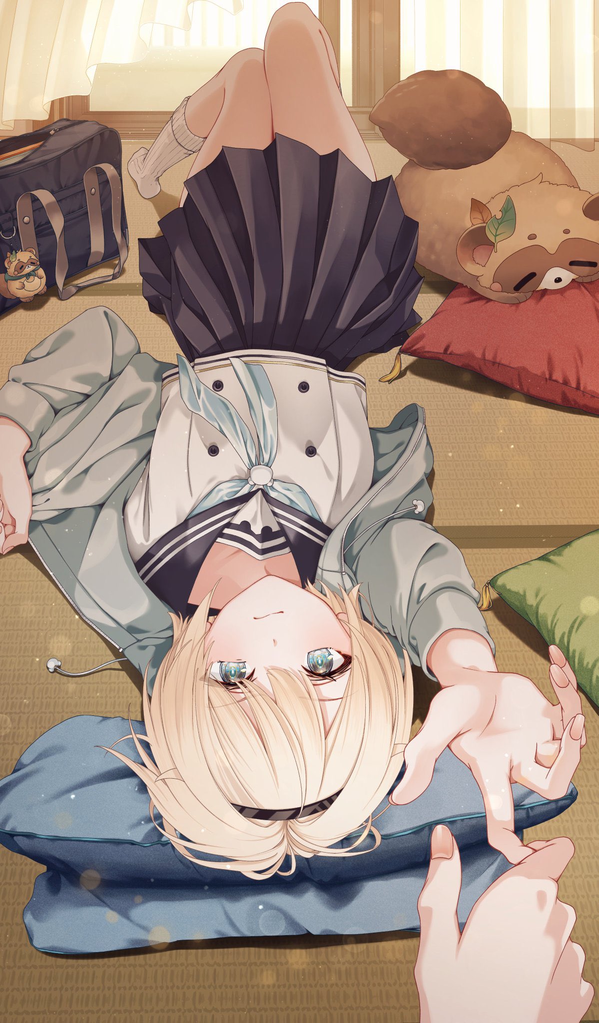 1girl, bag, black_hairband, blonde_hair, fingernails, hairband, highres, hololive