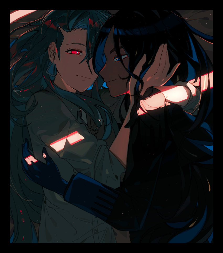 2girls, black_border, black_gloves, black_hair, black_jacket, blue_eyes, border, crack_of_light