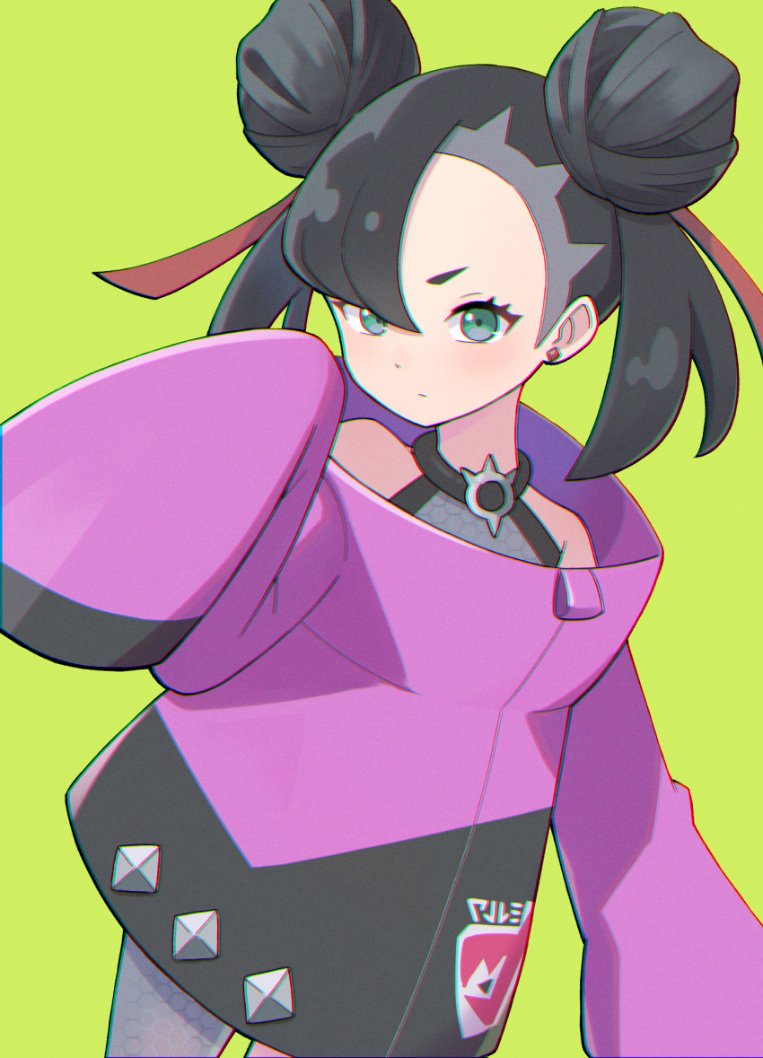 1girl, adapted_costume, alternate_costume, alternate_hairstyle, asymmetrical_bangs, black_hair, closed_mouth, cosplay, double_bun, earrings, eyelashes, green_background, green_eyes, grey_shirt, hair_bun, hair_ribbon, highres, iono_(pokemon), iono_(pokemon)_(cosplay), jacket, jewelry, marnie_(pokemon), pokemon, pokemon_sv, pokemon_swsh, purple_jacket, red_ribbon, ribbon, shinna_(user_zfuz4288), shirt, simple_background, sleeveless, sleeveless_shirt, sleeves_past_wrists, solo, twintails, undercut