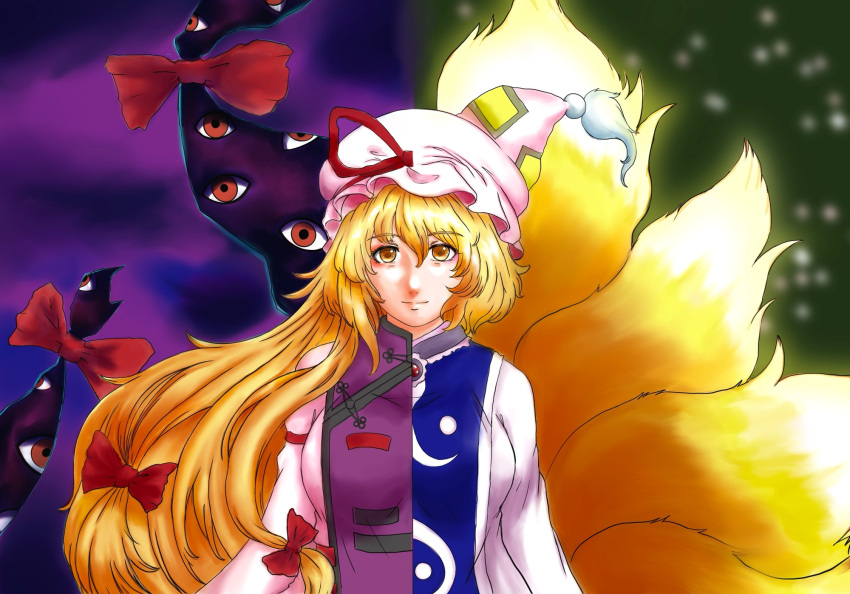 2girls, abstract_background, blonde_hair, blue_tabard, bow, fox_tail, gap_(touhou), hair_bow