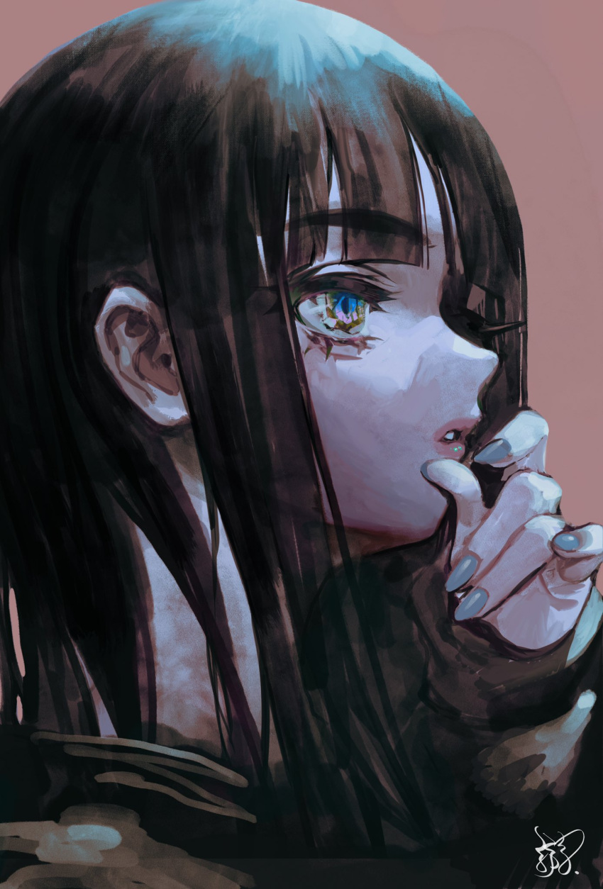 1girl, bad_id, bad_twitter_id, black_hair, blue_eyes, blunt_bangs, brown_background, hand_on_own_chin