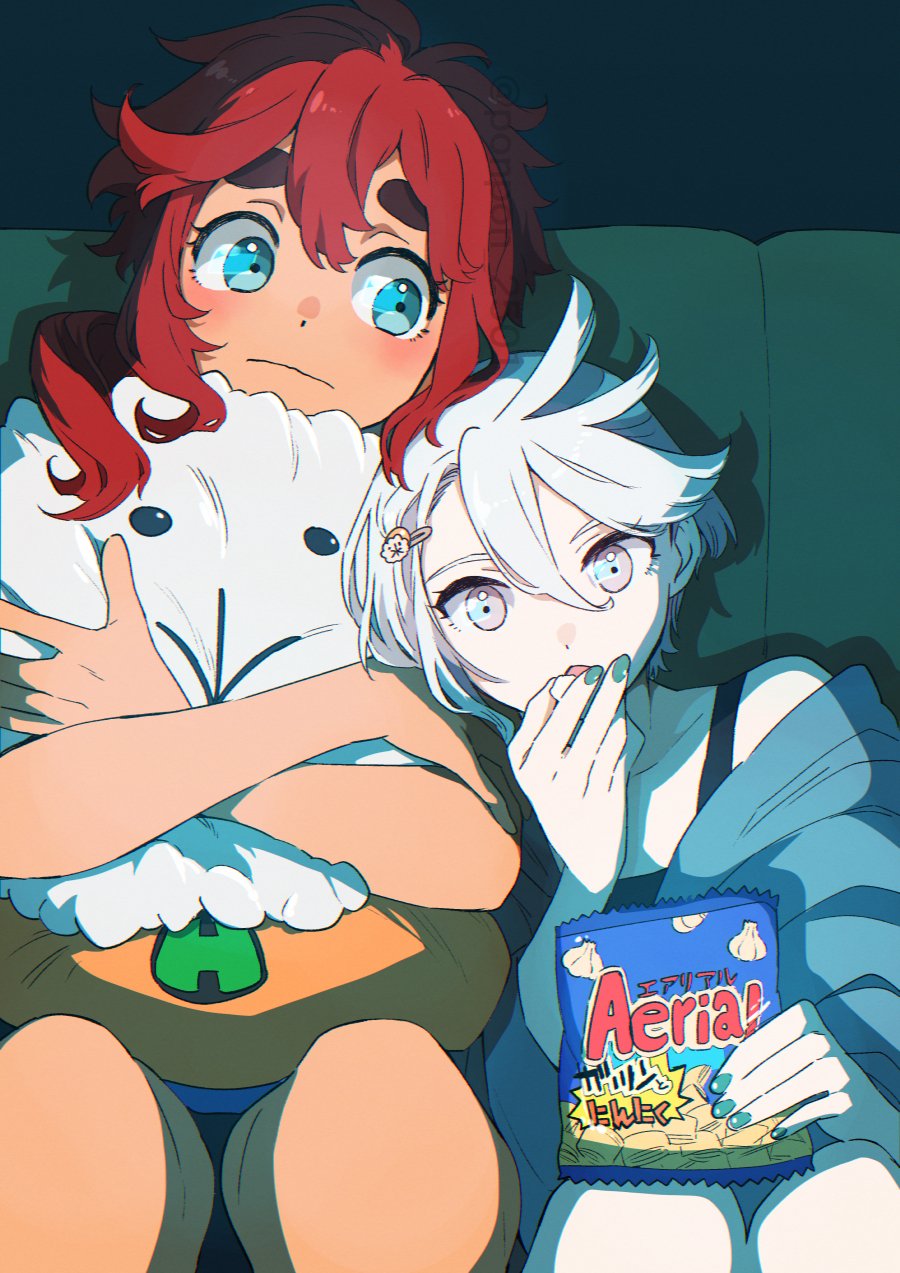 2girls, aerial_(food), bad_id, bad_twitter_id, bag_of_chips, black_background, black_camisole, blue_eyes