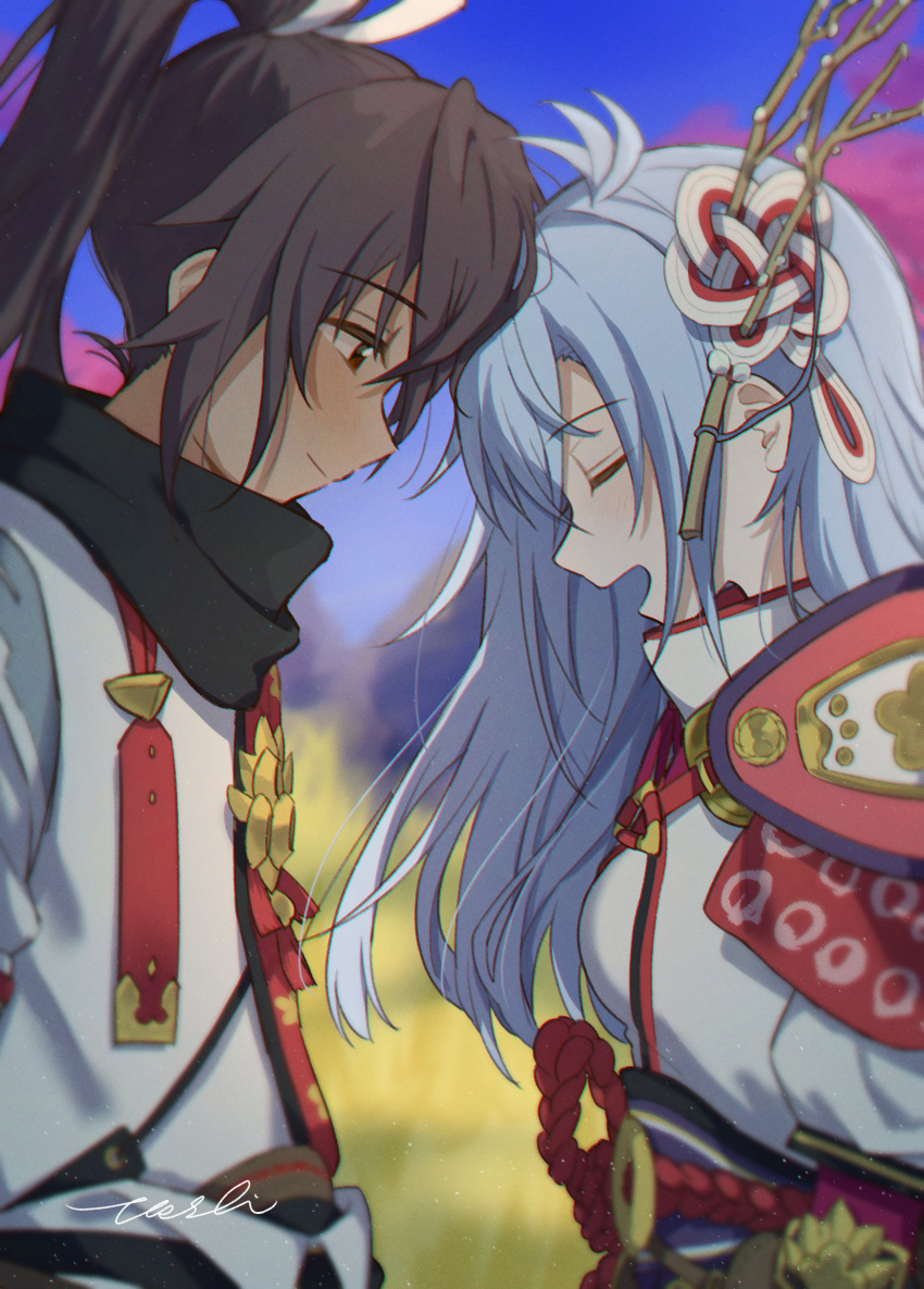 1boy, 1girl, absurdres, armor, brown_eyes, brown_hair, high_ponytail, highres, japanese_clothes, kaguya_(rune_factory), long_hair, long_sleeves, pauldrons, ponytail, rune_factory, rune_factory:_guardians_of_azuma, shoulder_armor, single_pauldron, smile, subaru_(rune_factory), tasi_y, white_hair