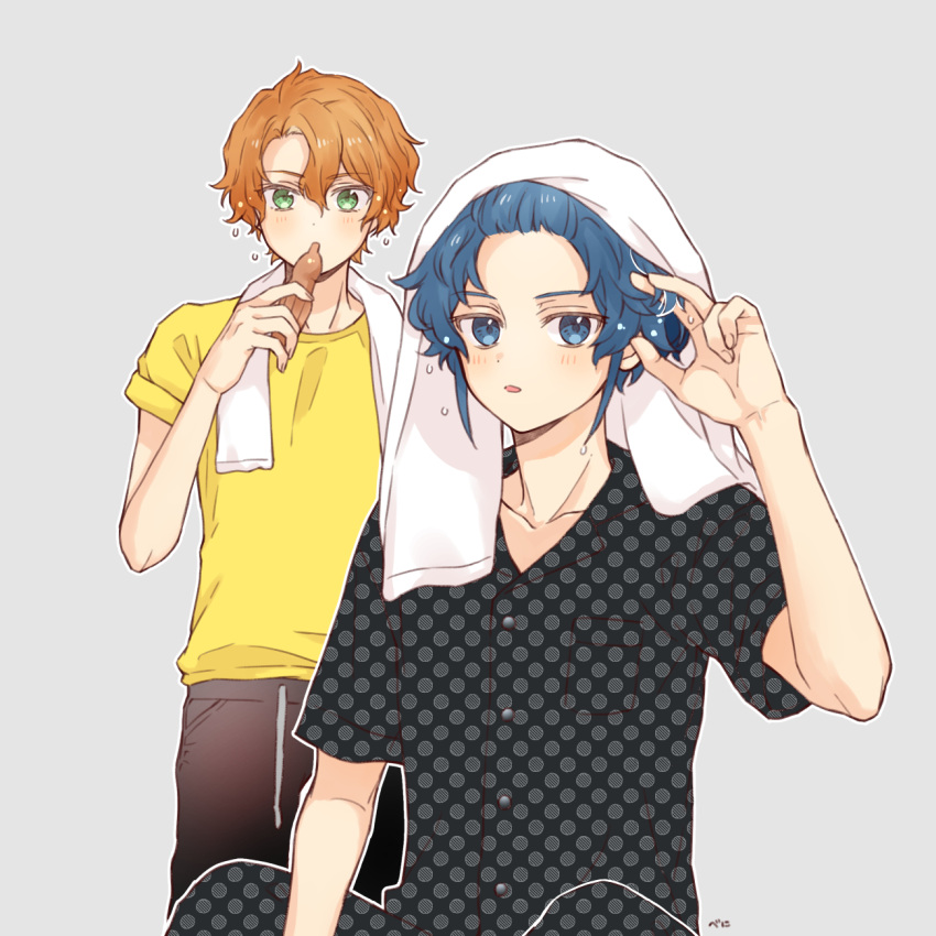 2boys, black_shirt, blue_eyes, blue_hair, bnilst, eating, green_eyes, hair_up