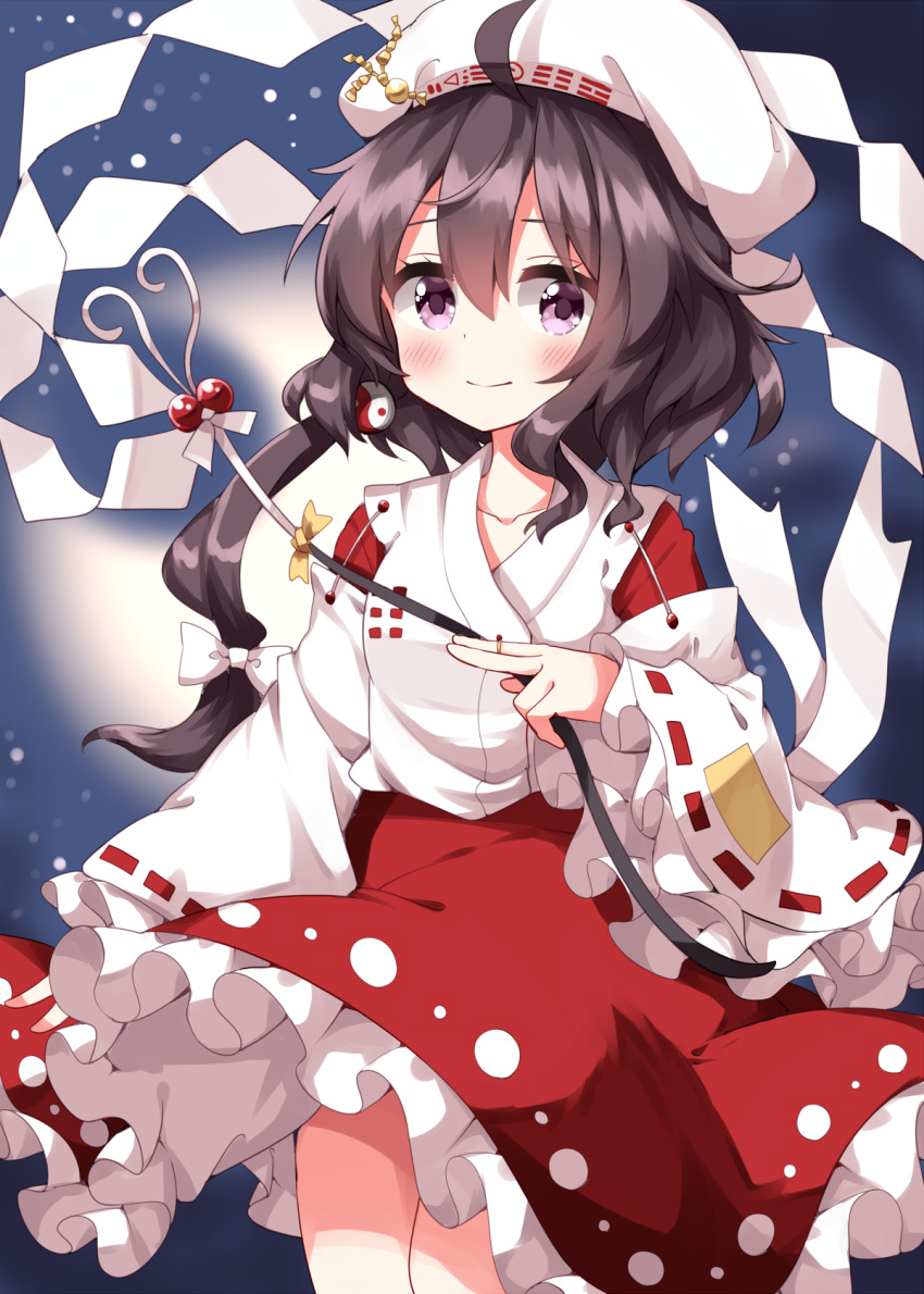 1girl, blush, bow, brown_hair, closed_mouth, collarbone, commentary_request, cowboy_shot