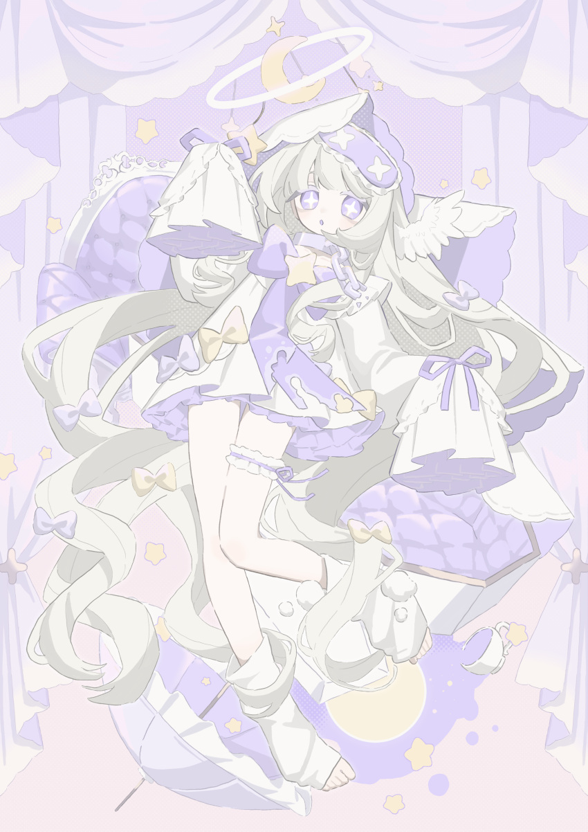 +_+, 1girl, :o, absurdres, bow, crescent_moon, full_body, hair_bow