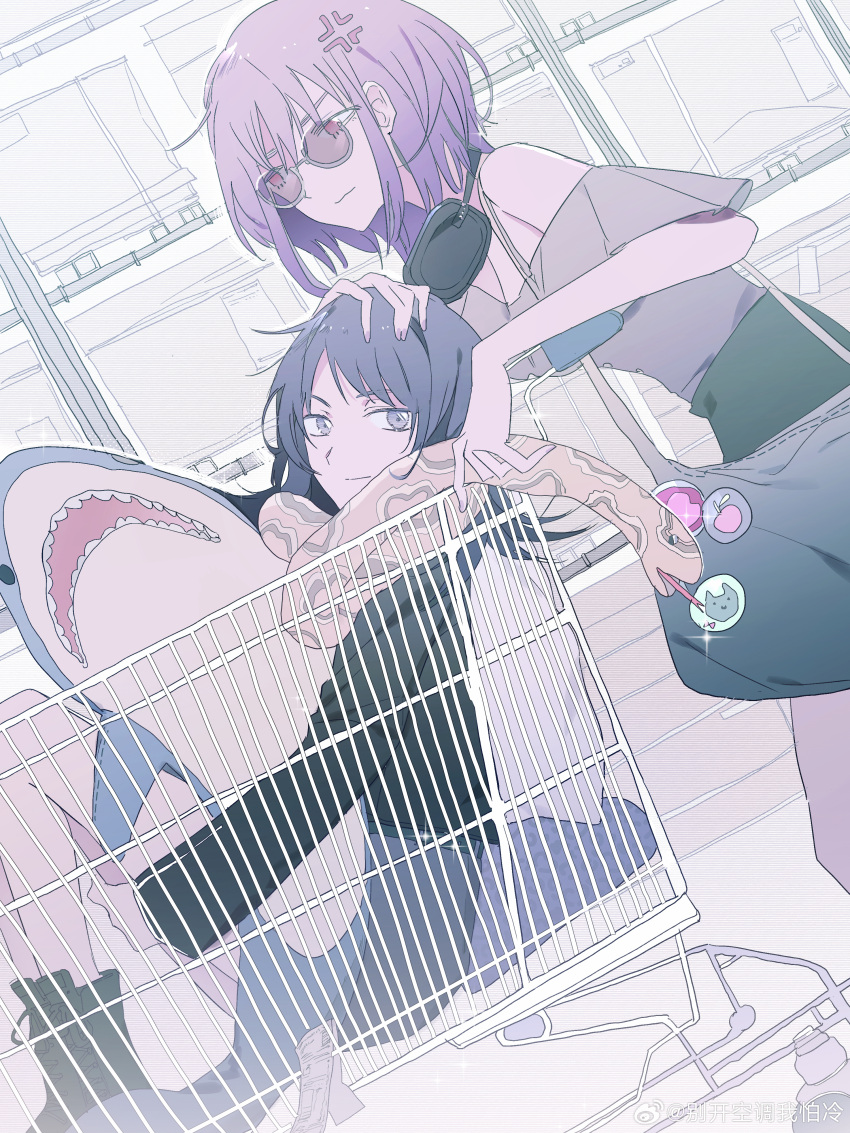 2girls, absurdres, anger_vein, bang_dream!, bang_dream!_it's_mygo!!!!!, black_hair, black_jacket, black_skirt