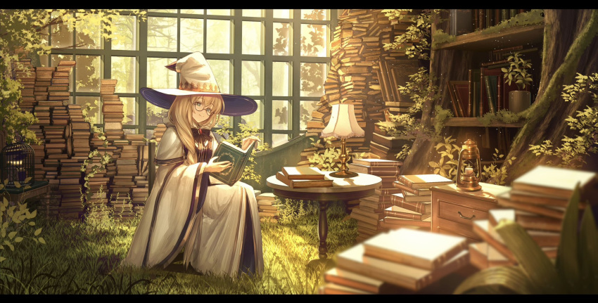 1girl, aesc_(fate), aesc_(rain_witch)_(fate), asagi_futsuka, blonde_hair, blue_eyes, book, fate/grand_order, fate_(series), glasses, hat, highres, lamp, lantern, letterboxed, library, long_hair, pile_of_books, plant, potted_plant, reading, robe, sitting, smile, table, white_robe, witch_hat