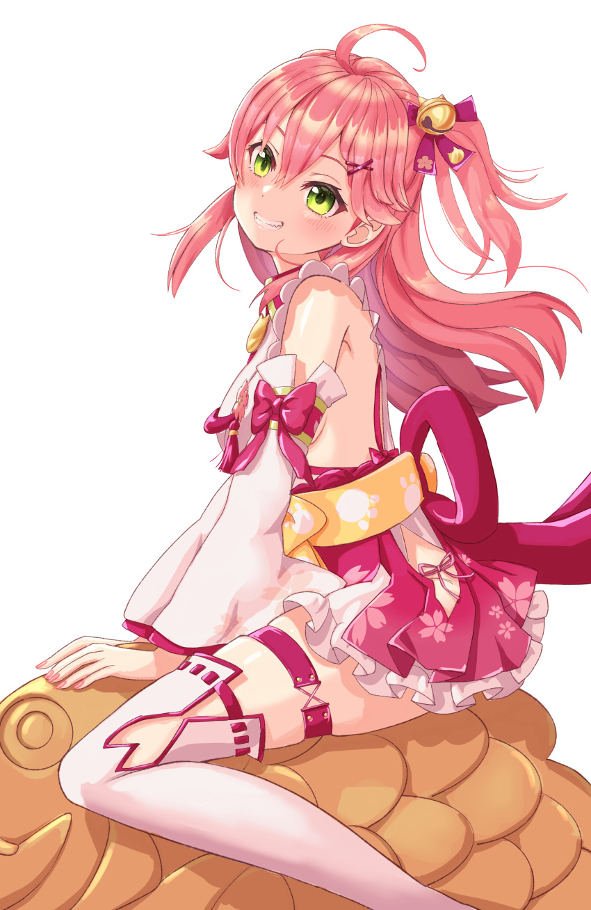 1girl, green_eyes, hololive, lingmu, looking_at_viewer, pink_hair, sakura_miko, smile