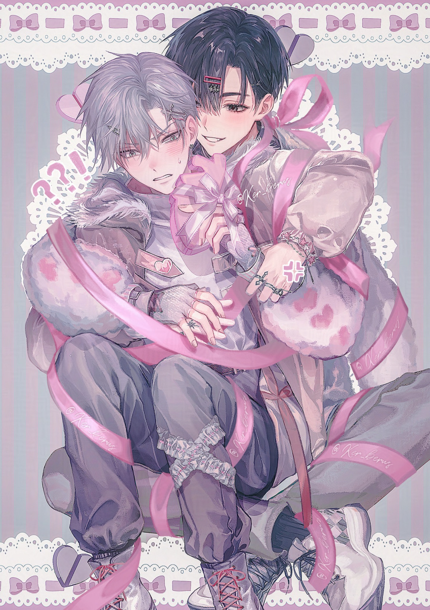 2boys, alien_stage, alternate_costume, anger_vein, black_eyes, black_hair, black_socks, blush