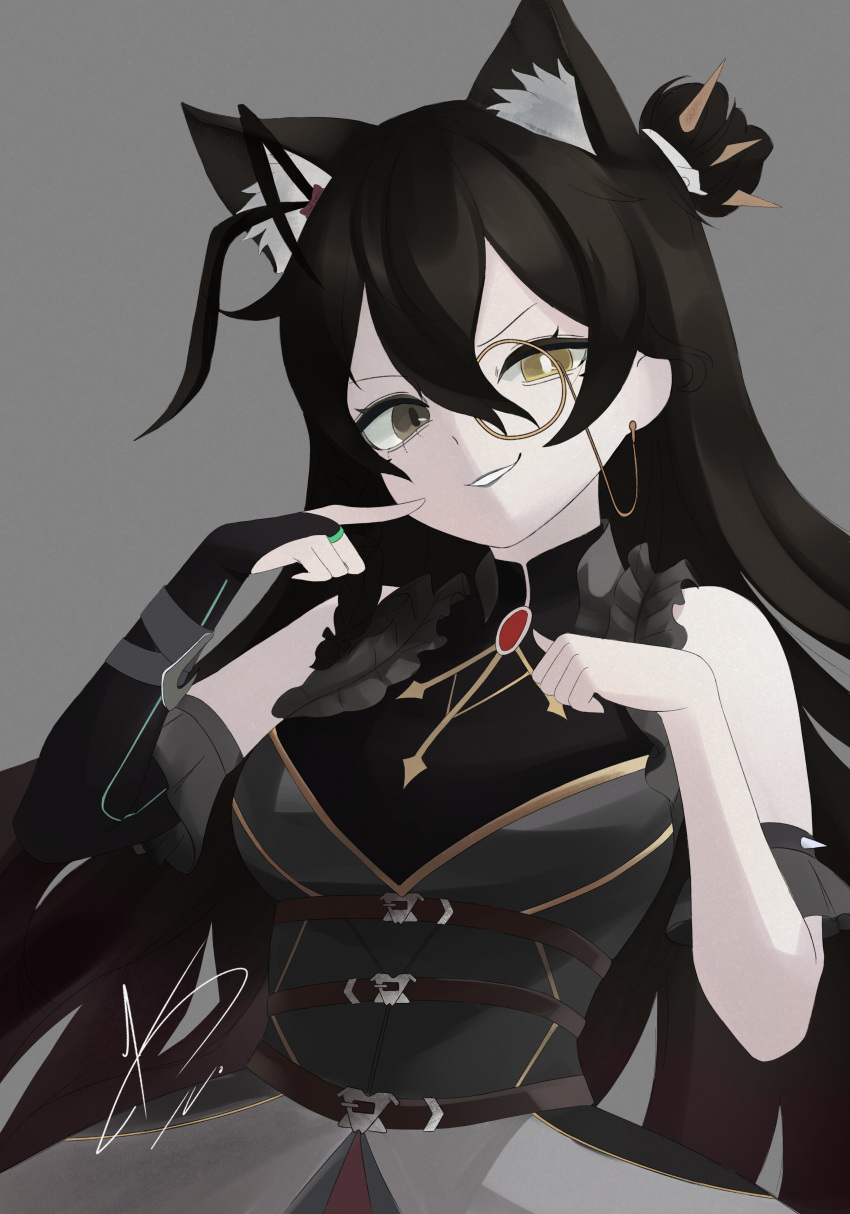 1girl, absurdres, animal_ear_fluff, animal_ears, black_dress, black_eyes, black_hair, breasts, bridal_gauntlets, bright_pupils, cat_ears, commentary, darture_(girls'_frontline_2), dress, english_commentary, girls'_frontline_2:_exilium, girls_frontline, grey_background, heterochromia, highres, long_hair, looking_at_viewer, mismatched_pupils, monocle, notkyaru, parted_lips, paw_pose, pointing, pointing_at_self, simple_background, single_bridal_gauntlet, smile, solo, teeth, white_pupils, yellow_eyes